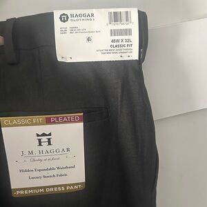 Haggar Men's Classic Fit Charcoal Dress Pants